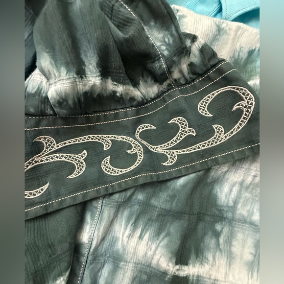 Vintage Wrangler Western Shirt Hand Tie Dyed Blue and Green - by LizaLuna - Picture 3 of 9